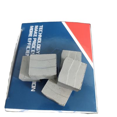 Supporto personalizzato ODM 2000mm Segmento di pietra da taglio per la lamina a forma di M Granito Diamante Strumento