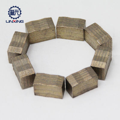 Segmento di diamante multiblade di buona qualità 24x8.8/9.6x15 mm per il taglio di granito bagnato