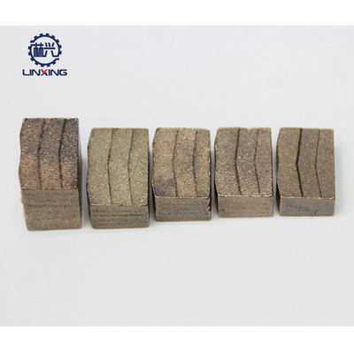 Segmento di diamante multiblade di buona qualità 24x8.8/9.6x15 mm per il taglio di granito bagnato