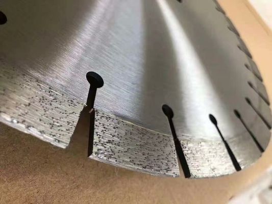 350 mm di diametro 40 mm di forma di segmento Granito lame di taglio per la precisione di blocco di divisione