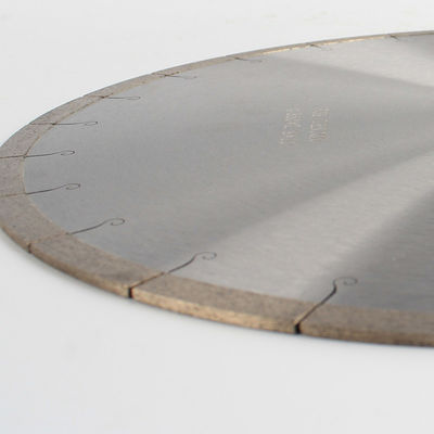 Dimensione del segmento 39.5/37.5*3*10mm Dekton Diamond Saw Blade Cutter Disc per la macchina CNC