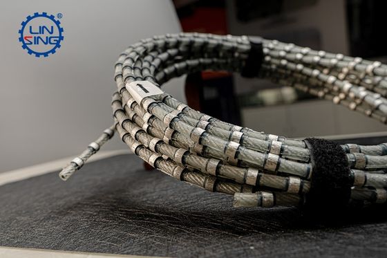 Pietra di taglio seghe a filo di diamante con 11,0 mm di diametro di perline e 37 pcs perline per metro