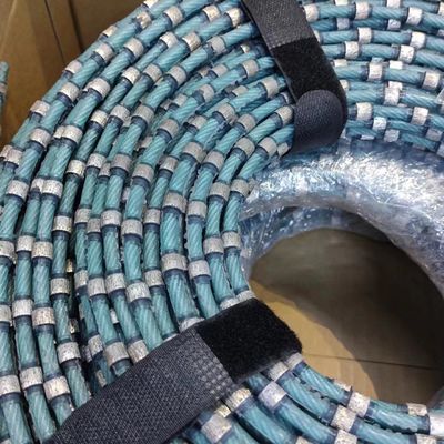 Taglio di seghe di filo di diamante di plastica a perline da 8,3 mm per quadratura e profilazione di blocchi di granito