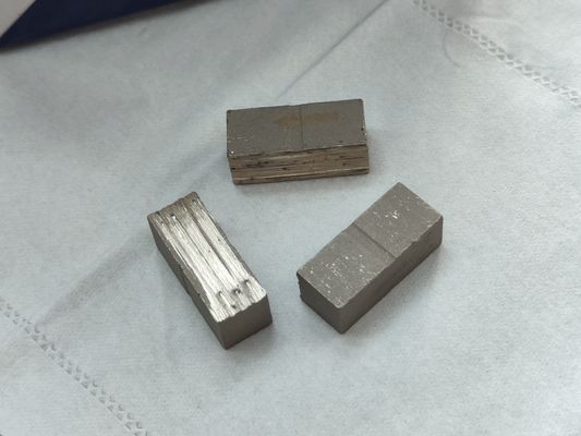 Polvere di diamanti di 1,2 metri segmento di diamanti a lama singola per il taglio del marmo in Europa