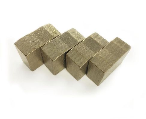 Segmentazione del mercato dell'India Strumenti di taglio a lame di segmento di arenaria di grado 1800 mm