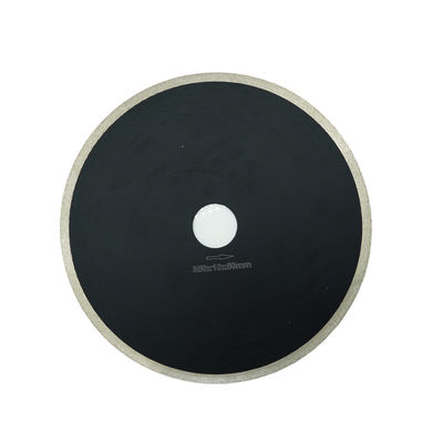 Supporto personalizzato 180 mm Strumenti di diamanti a pressione calda Dischi a bordo continuo per il taglio di pietra
