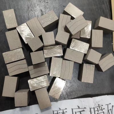 Supporto personalizzato Tagliatore di segmenti di diamanti di marmo da 2500 mm per marmo morbido medio duro