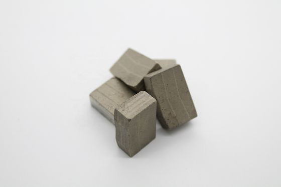 Mercato principale del Messico ODM Supporto personalizzato 24*6.6/7.4*13mm Segmento diamanti granito duro