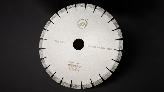 Strumenti di taglio di diamanti a supporto personalizzato per lame da sega di arenaria da 250 mm a 900 mm di diametro