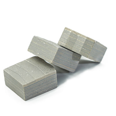 Tecnologia di sinterizzazione 24*11,5/12,7*26,5 mm Segmento di diamante a forma di ventola per il taglio del granito