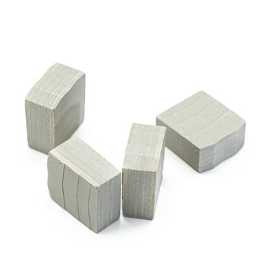 Tecnologia di sinterizzazione 24*11,5/12,7*26,5 mm Segmento di diamante a forma di ventola per il taglio del granito