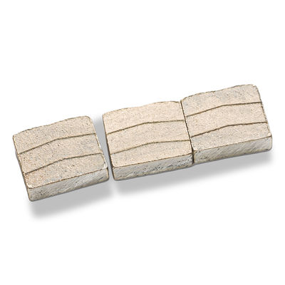 Segmenti a punta di diamante a più strati per il taglio di blocchi di pietra di granito bagnato su sega a lame multiple