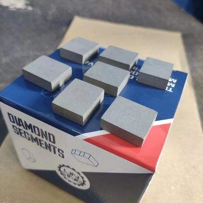 Segmento di diamanti a forma piatta per utensili di taglio di pietra basalta da 1200 mm 24*8*20 mm