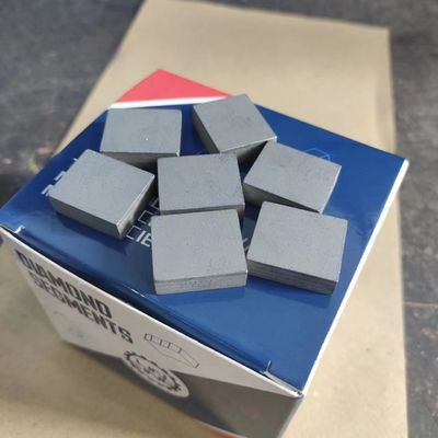 Segmento di diamanti a forma piatta per utensili di taglio di pietra basalta da 1200 mm 24*8*20 mm