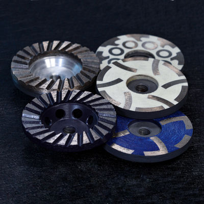 Ruote di tazze di macinazione a diamanti blu in progettazione con supporto ODM e Grit personalizzato