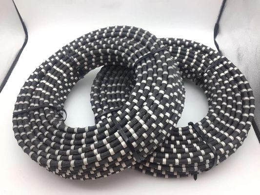 Righe di seghe a filo di diamante di gomma per granito in Vietnam