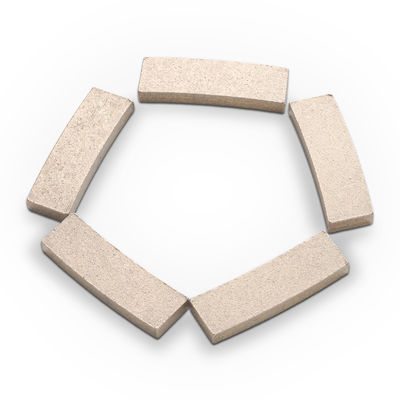 24*4,2*12mm Segmenti di diamanti per seghe di pietra bagnata