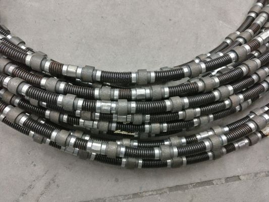 Righe di seghe a filo di diamante di gomma per granito in Vietnam