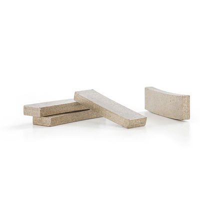 24*4,2*12mm Segmenti di diamanti per seghe di pietra bagnata