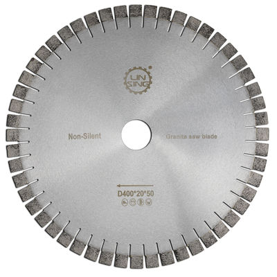 Sinterizzato D400mm Segmentato denti corti Lama di seghe di diamanti per il taglio di granito durevole