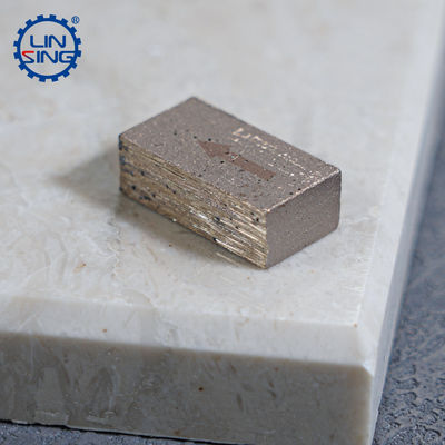 Funzione di taglio di pietra 1200 mm Segmento di marmo di calcare Strumenti di diamante di diametro 24/40