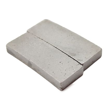 Supporto OEM Segmento di diamanti da 350 mm per strumenti di taglio di diamanti in basalto in Indonesia