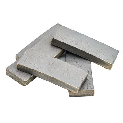 350 mm Single Saw Andesite Segmento di diamante a forma di ARC 40 * 3,6 * 15 mm per utensili da taglio