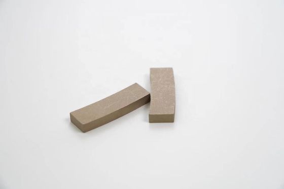 Segmenti di taglio del marmo con polvere di rame