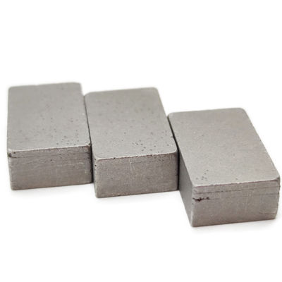 24*8,5*15mm Punte di lama di seghe di diamanti per taglio di andesite TUV certificata e piatta