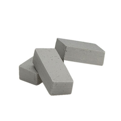 Segmenti di seghe di diamanti e cobalto La combinazione perfetta per il taglio di blocchi di marmo