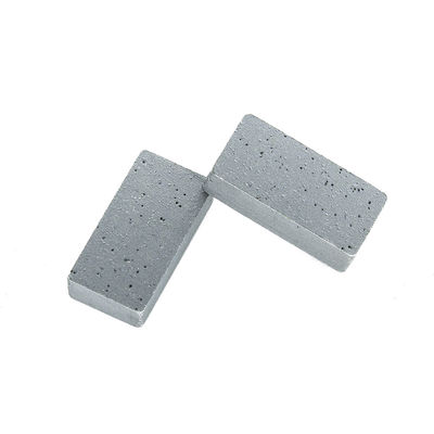 Segmenti di seghe di diamanti e cobalto La combinazione perfetta per il taglio di blocchi di marmo