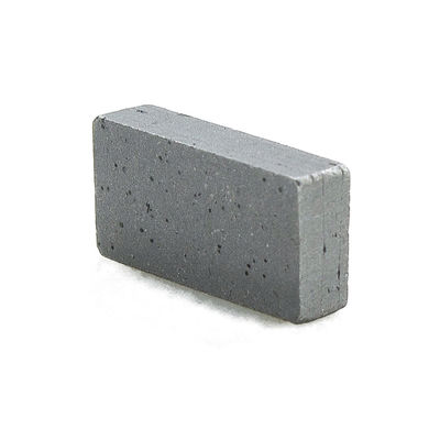 Segmenti di seghe di diamanti e cobalto La combinazione perfetta per il taglio di blocchi di marmo