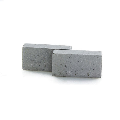 Macchine per la sega di piccole bande Strumenti per il taglio della pietra 20*4,5/5*10 Segmento piatto per il marmo