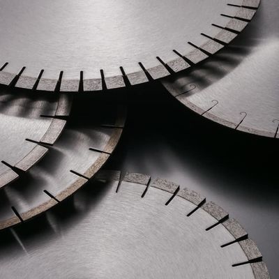 Disco di taglio del diamante da 350/400/450 mm con maggiore efficienza e vantaggio delle prestazioni