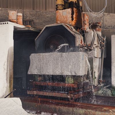 55kw motore 1600mm Single Arm Multi-blade Stone Cutting Machine per tagliatore di blocchi di granito