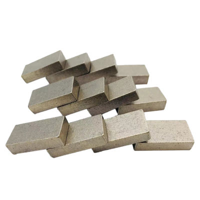 Segmenti di diamanti di supporto OBM personalizzati per la forma piatta del marmo sulla macchina da segatura