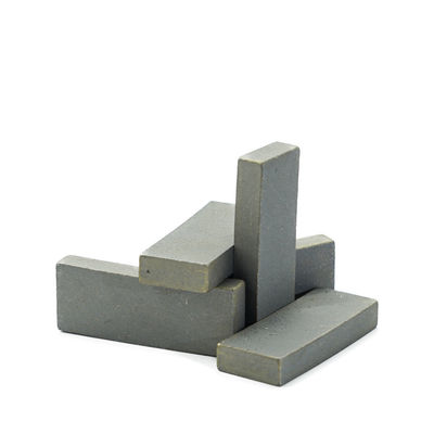 Alte frequenze brasate D1500mm Diamante seghe punta lama blocco per l'efficienza globale