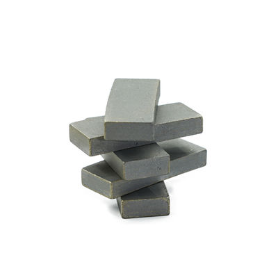 Alte frequenze brasate D1500mm Diamante seghe punta lama blocco per l'efficienza globale