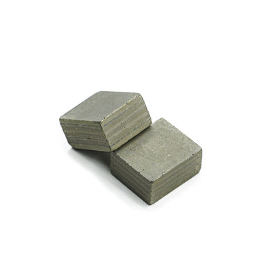 24*11.5*20mm Dischi di rettifica del metallo Punti segmenti di diamanti per le pastiglie di lucidatura del metallo grado A