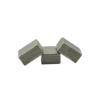 24*11.5*20mm Dischi di rettifica del metallo Punti segmenti di diamanti per le pastiglie di lucidatura del metallo grado A