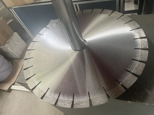 10in 350mm Lama da segatura per asfalto durevole e calcestruzzo taglio di bordo altezza 0,472in 12mm