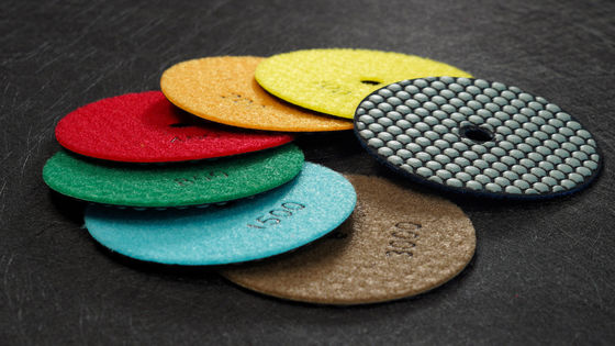 Supporto OEM 125mm Resina Bond Diamante Flessibile Pad di lucidatura a secco per Granito Marmo