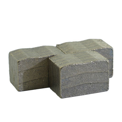 Segmenti di diamanti a tre lame supportati da OEM per il taglio di pietre minerarie 22*15,6/16,4*15 mm