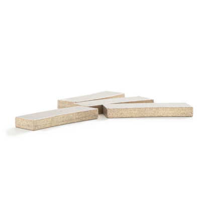 Segmenti di diamanti a forma di arco per seghe da ponte da 350 mm a 400 mm a 500 mm nel mercato coreano