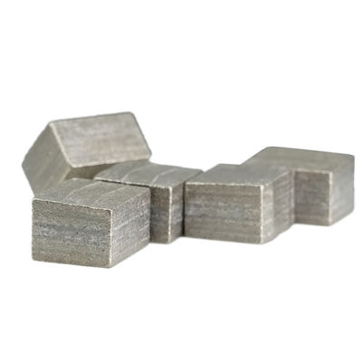 Segmento di diamanti per l'estrazione di pietre di granito
