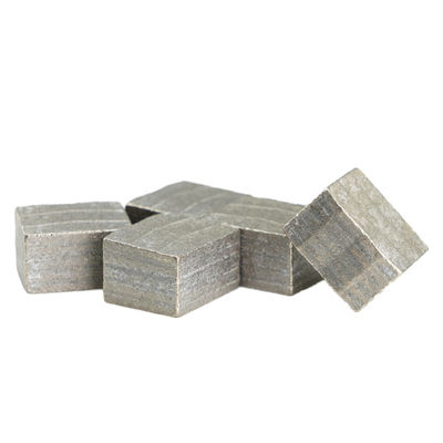 Segmento di diamanti per l'estrazione di pietre di granito