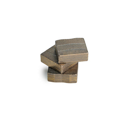 24*8.0/8.8*20.5MM Segmento di diamanti Supporto OBM personalizzato per il taglio di arenaria dura