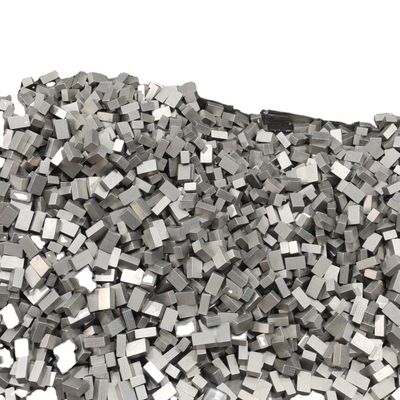 Segmento di diamante professionale Punti di taglio di arenaria Strato di forma piana Segmento 24*9*15mm