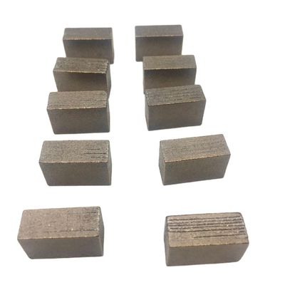 Segmento di diamante professionale Punti di taglio di arenaria Strato di forma piana Segmento 24*9*15mm