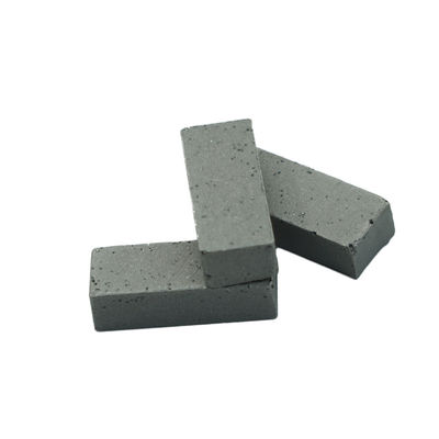 Supporto personalizzato 20*4.8/5.4*8 Lama per seghe a banda per il taglio di granito e marmo duro